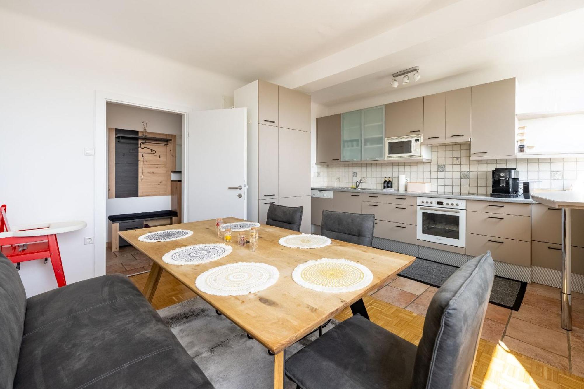 Tamliving Zentrum Luxus Parken Messe Wifi Traumaussicht Sunrise&Sunset Graz Exterior photo